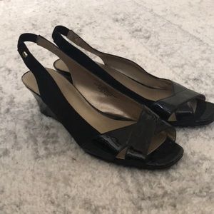 Bandolino slingback wedges